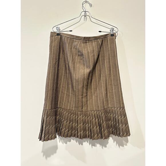 Size 8 Blazer Pleated Skirt Suit Set Brown Striped Career Office Siren Boardroom - Picture 7 of 14
